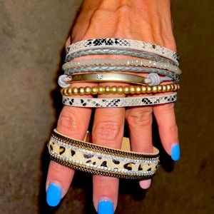 2 Animal print bracelets